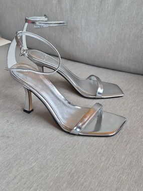 Marc Fisher Silver Heels